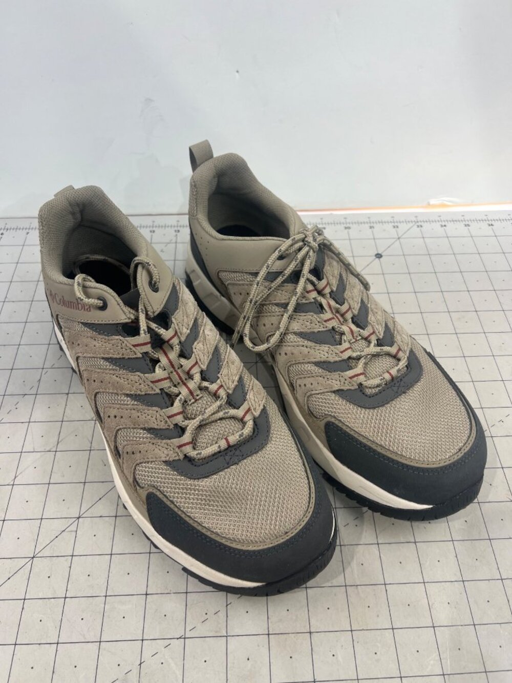 Columbia Men's Strata Trail Low Hiking Shoes - Pebble/Spice Sz. 12 new - Picture 2 of 7